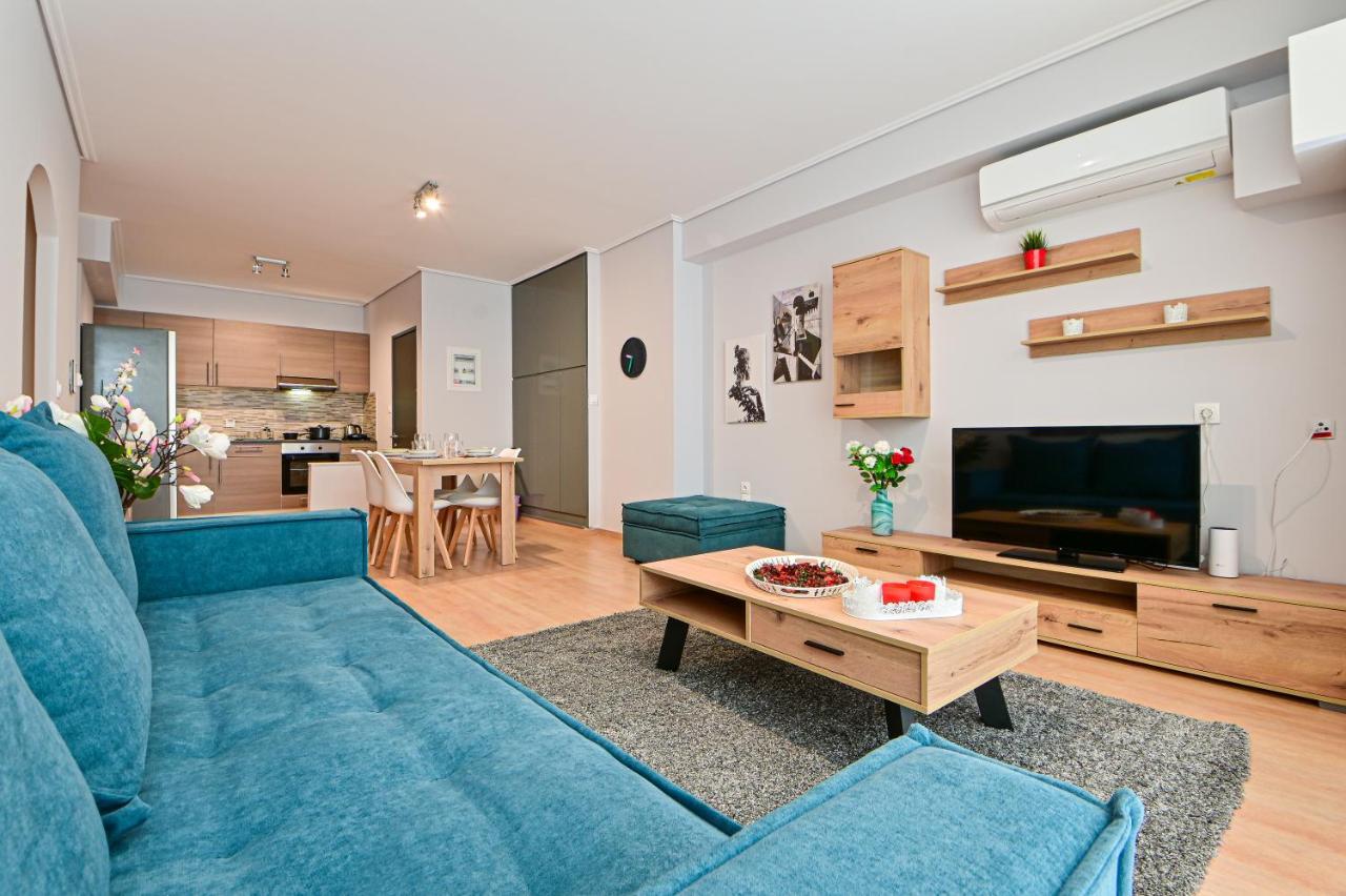 Modern Flat In The Heart Of Port Of Piraeus Apartamento Exterior foto