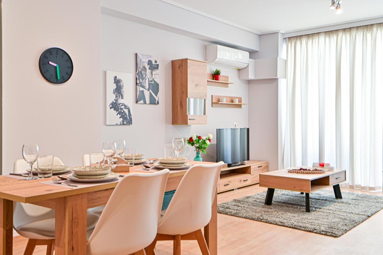 Modern Flat In The Heart Of Port Of Piraeus Apartamento Exterior foto
