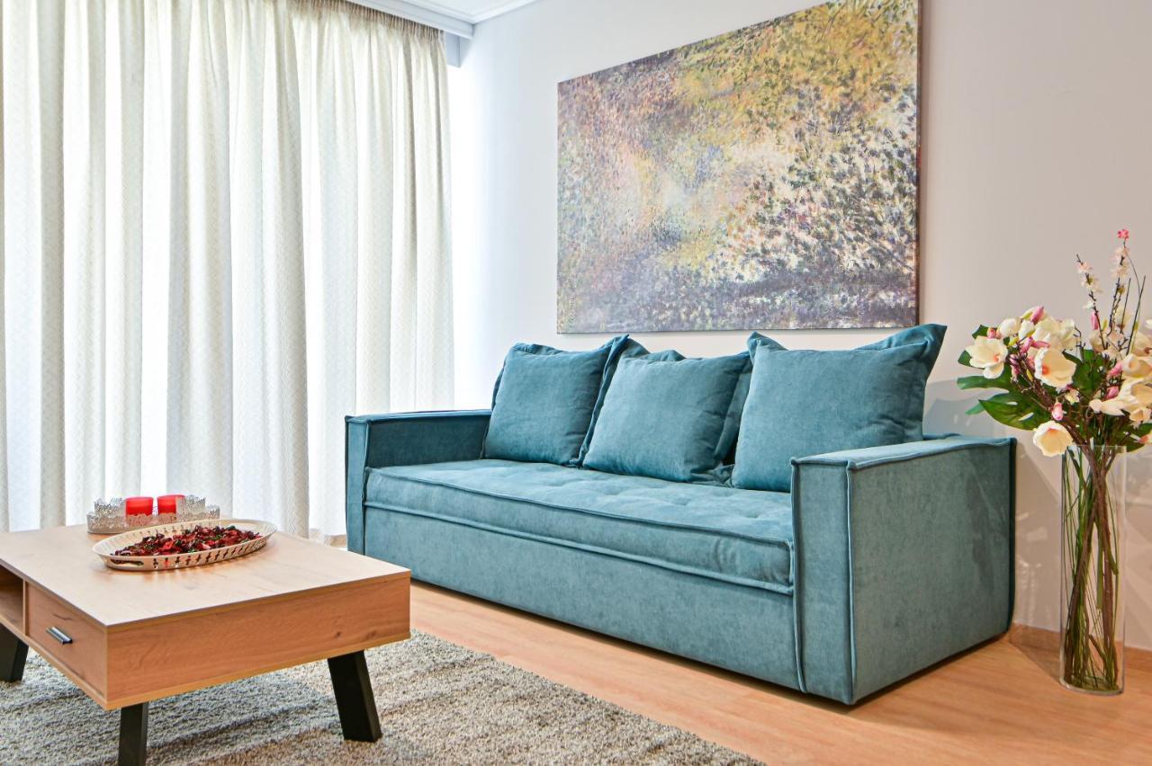 Modern Flat In The Heart Of Port Of Piraeus Apartamento Exterior foto